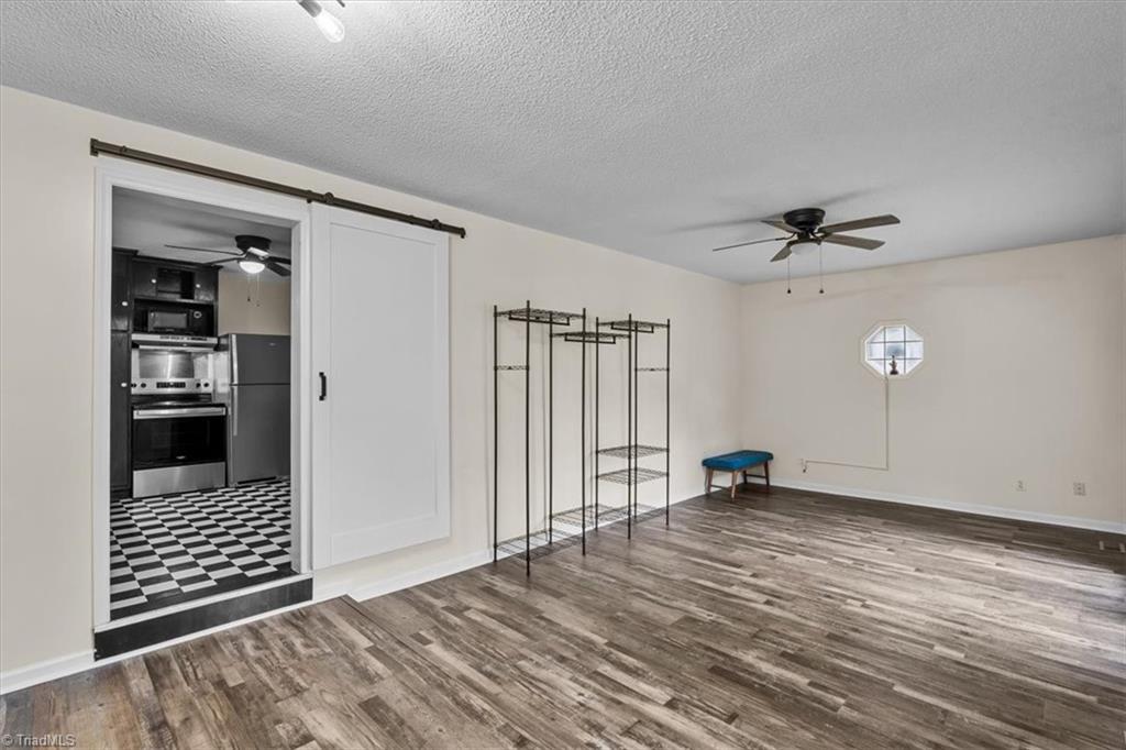 415 Davidson Street Property Photo 18