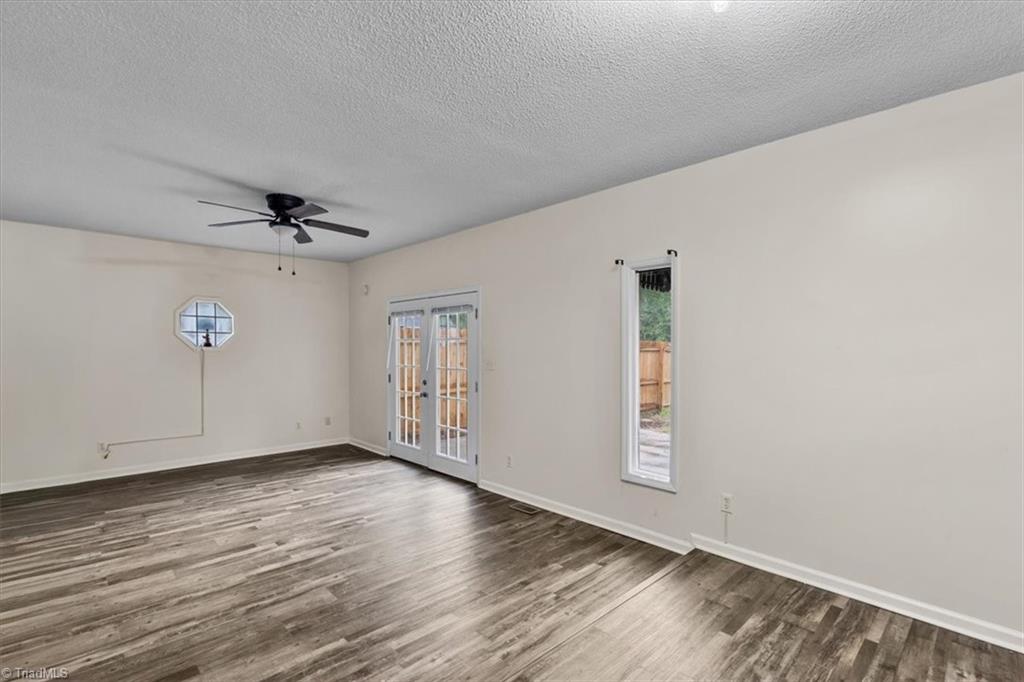 415 Davidson Street Property Photo 19
