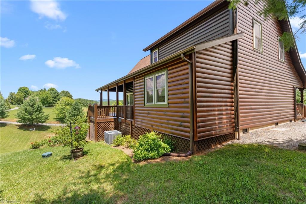 285 Black Bear Ridge Road Property Photo 10