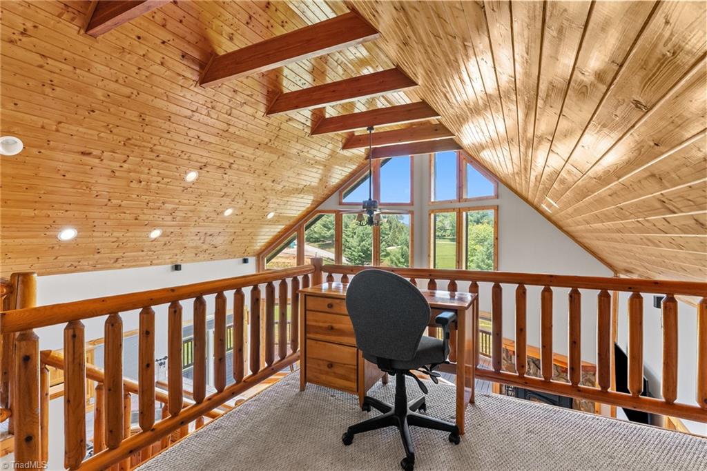 285 Black Bear Ridge Road Property Photo 18