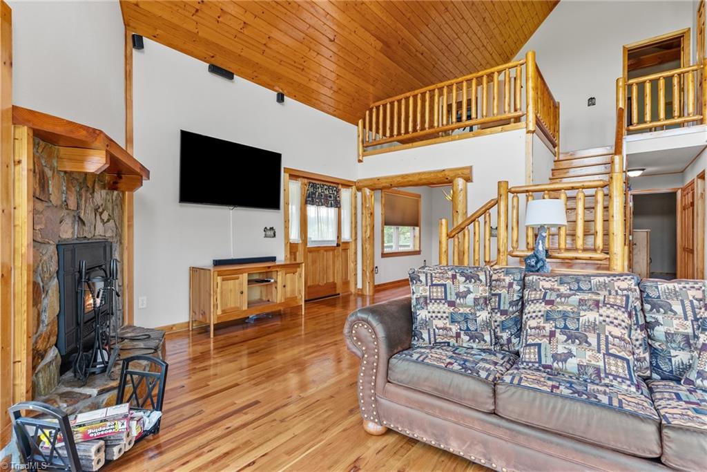 285 Black Bear Ridge Road Property Photo 20