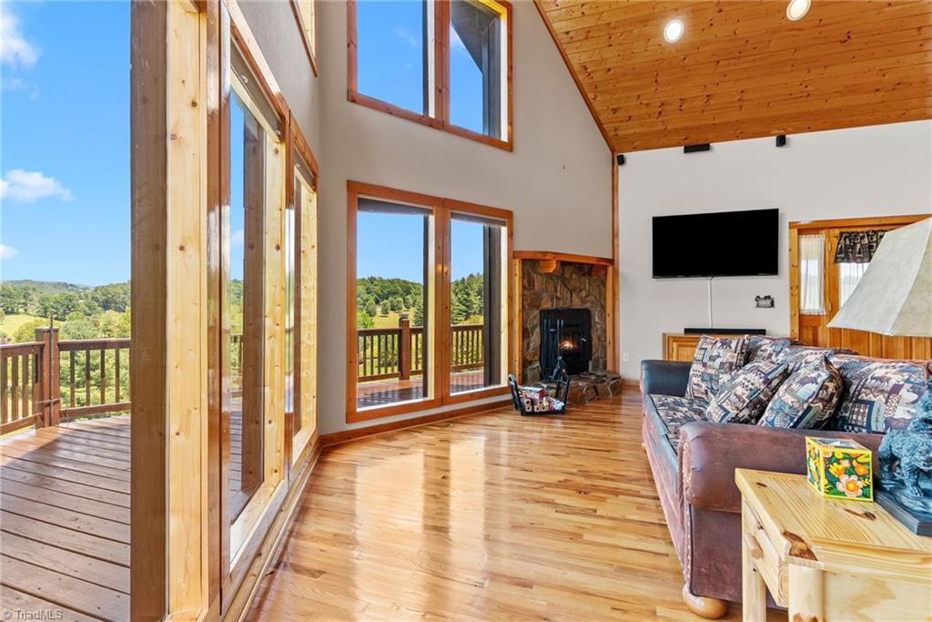 285 Black Bear Ridge Road Property Photo 22