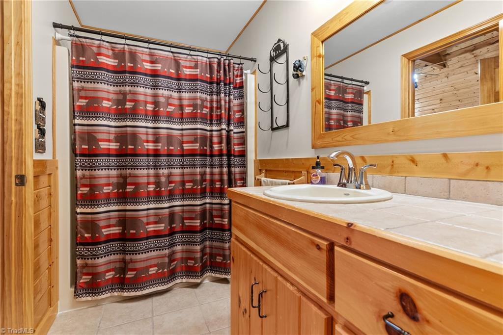 285 Black Bear Ridge Road Property Photo 31
