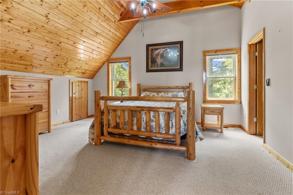 285 Black Bear Ridge Road Property Photo 32