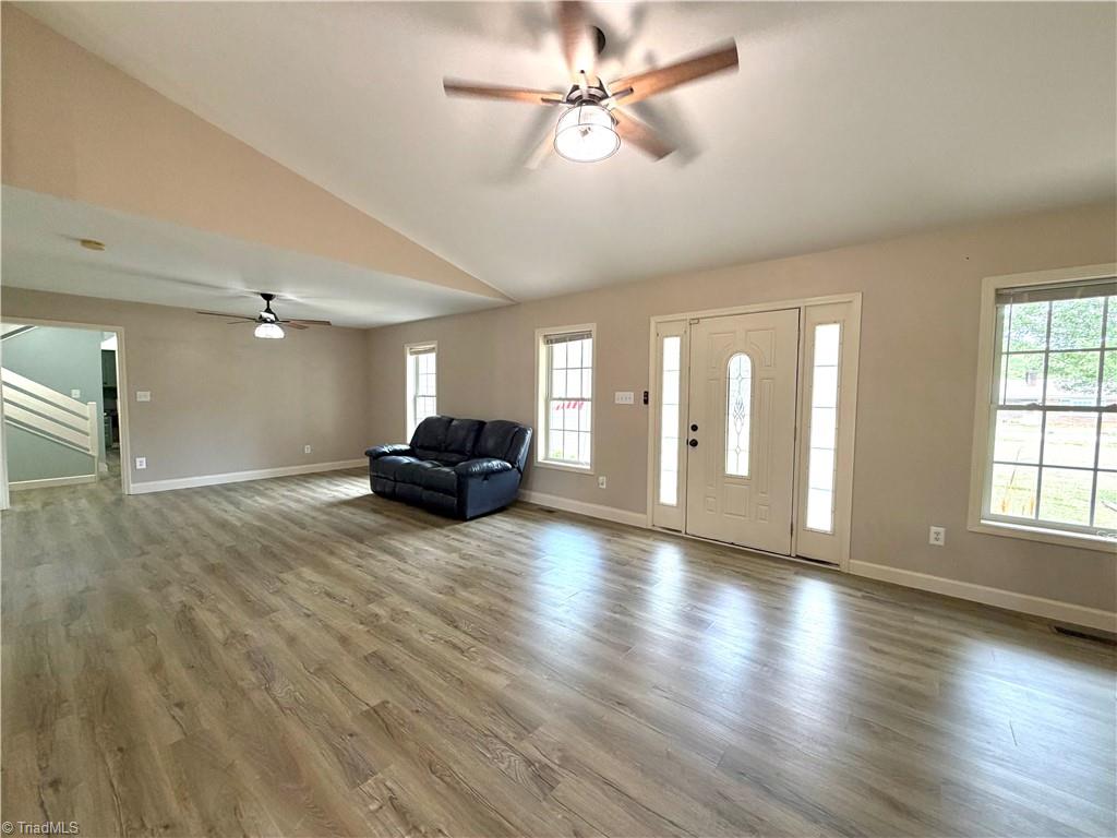 1027 Tabor Road Property Photo 8