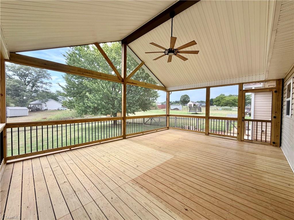 1027 Tabor Road Property Photo 32