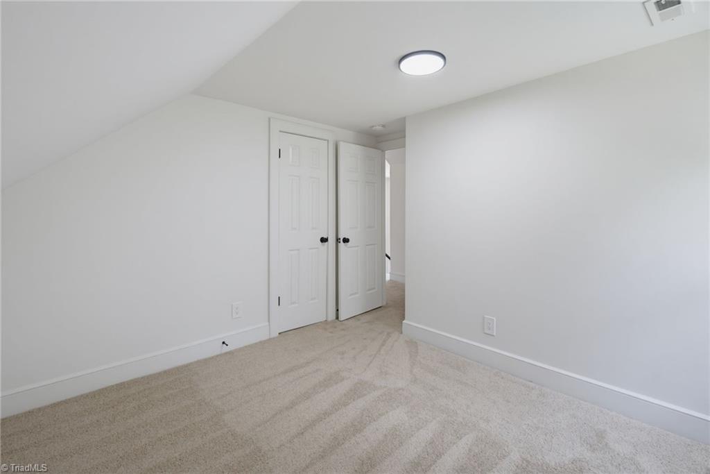 258 Lakeside Avenue Property Photo 32