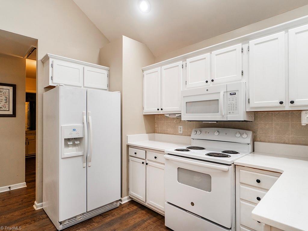 8553 Black Walnut Court Property Photo 18