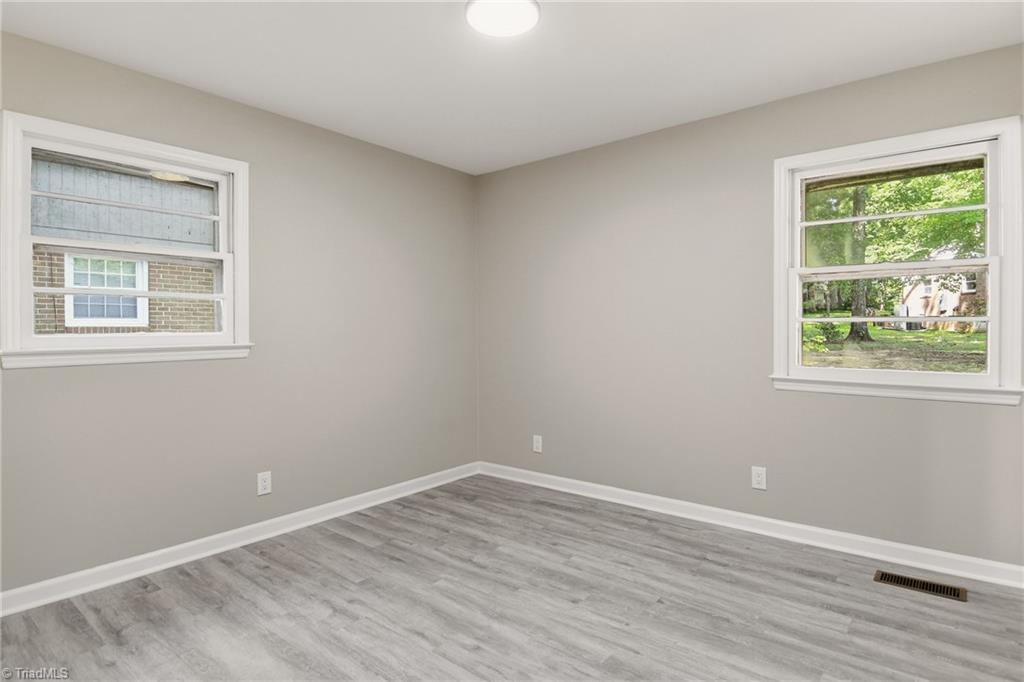 1207 Cliffwood Drive Property Photo 16