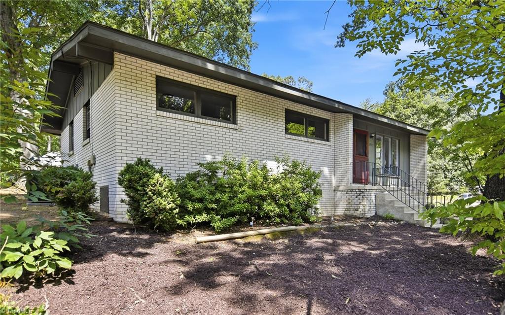 1207 Cliffwood Drive Property Photo 28