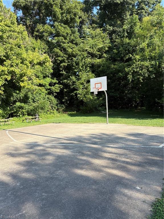 1207 Cliffwood Drive Property Photo 33