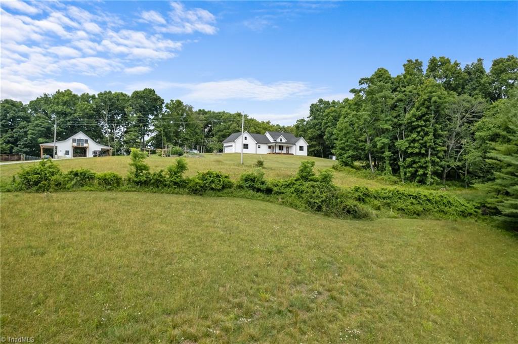 287 Wolfe Road Property Photo 4