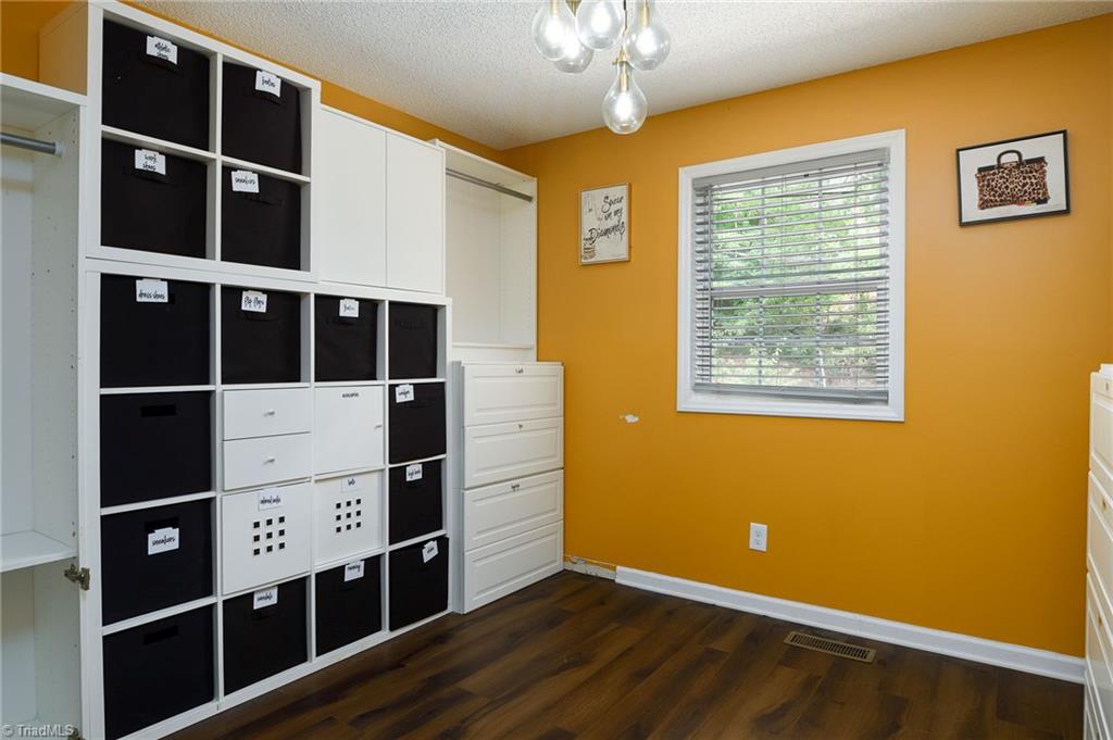 105 Converse Drive Property Photo 16