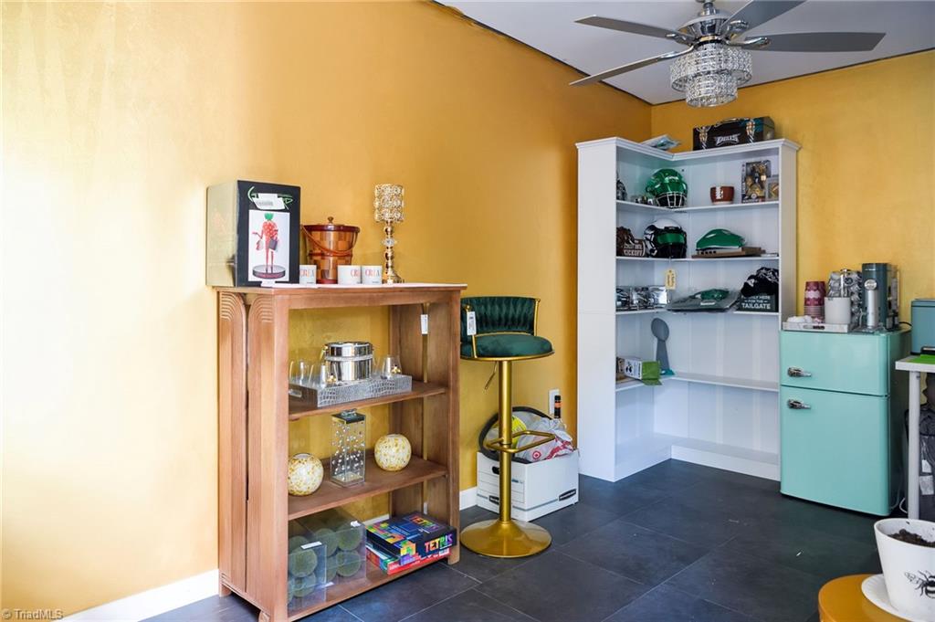 105 Converse Drive Property Photo 23
