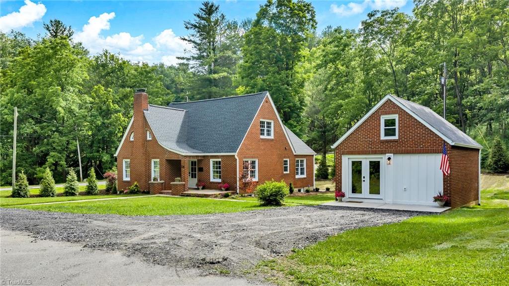 114 Speaks Road Property Photo 1