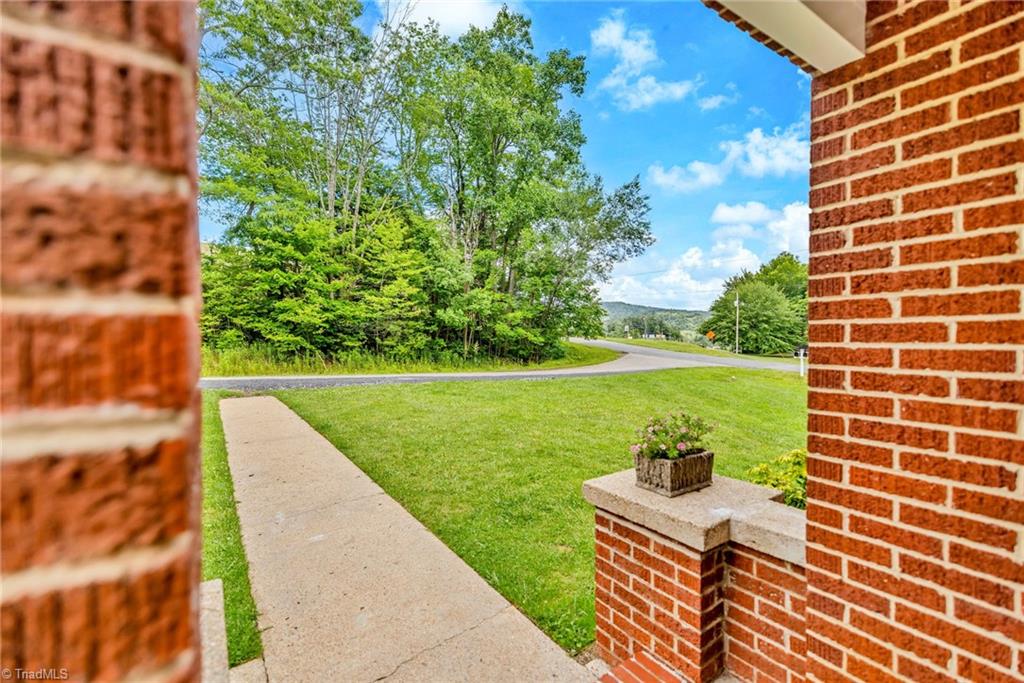 114 Speaks Road Property Photo 7