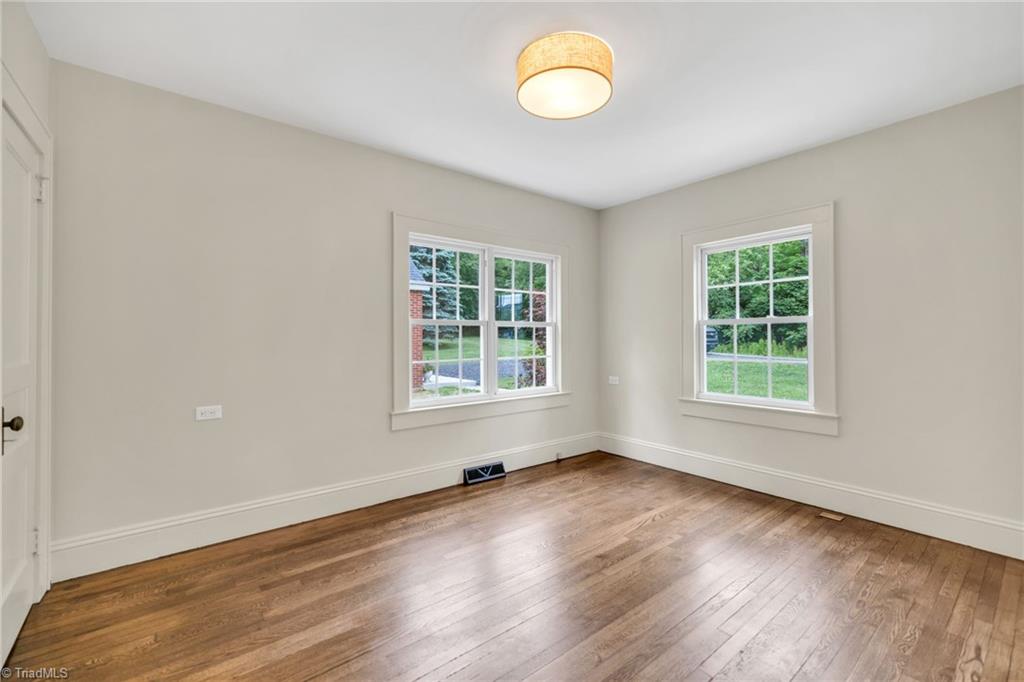 114 Speaks Road Property Photo 18