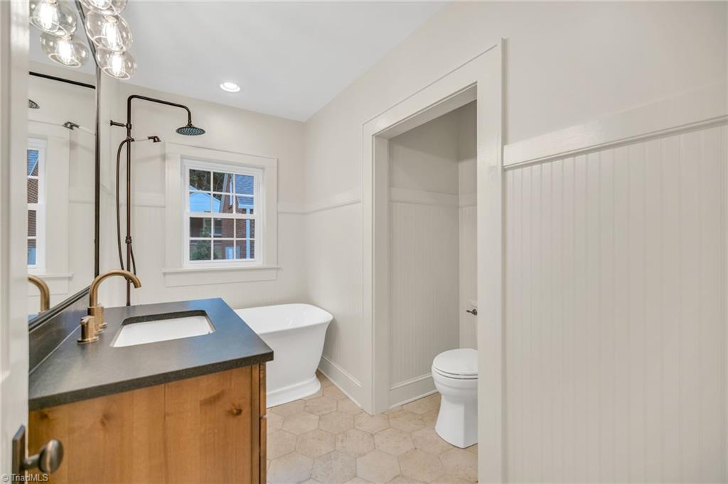 114 Speaks Road Property Photo 19