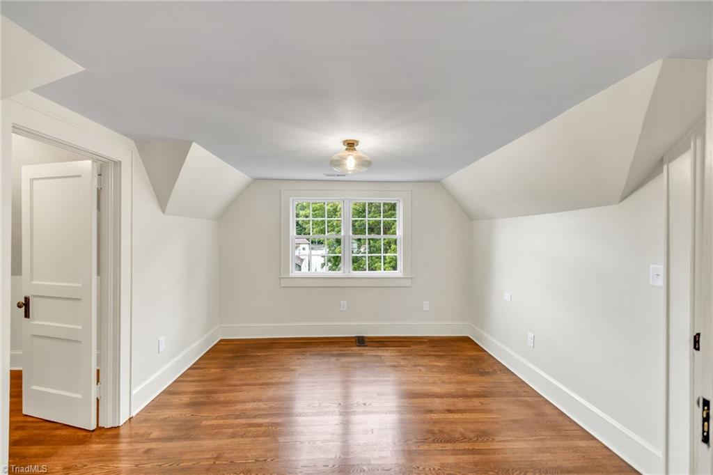 114 Speaks Road Property Photo 26