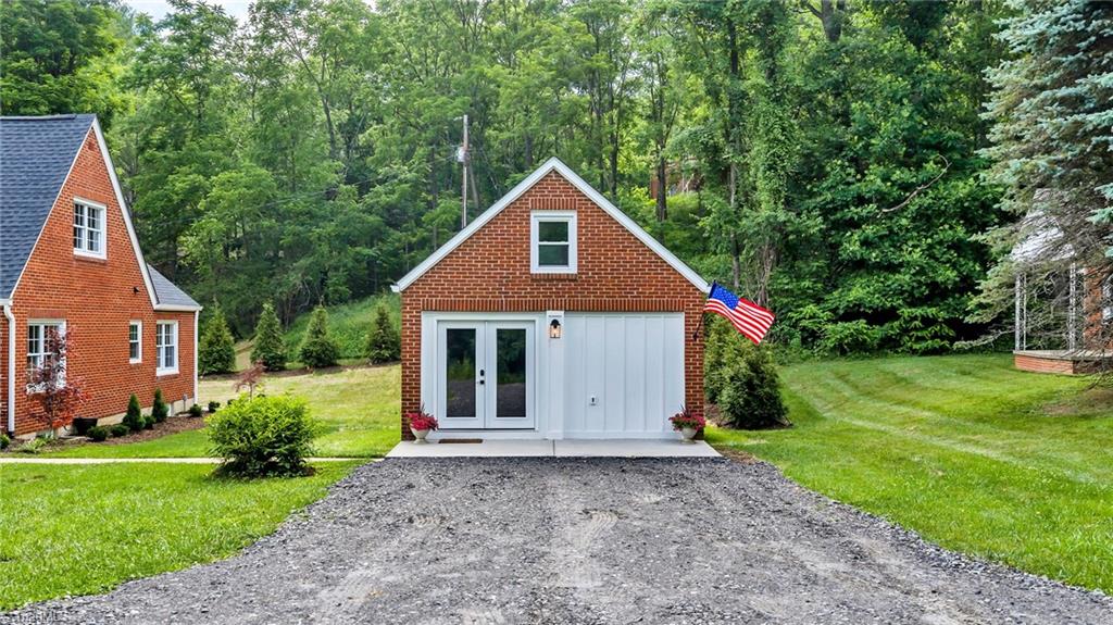 114 Speaks Road Property Photo 45
