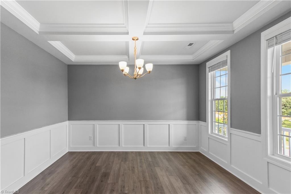 2071 Spring Wind Road Property Photo 4