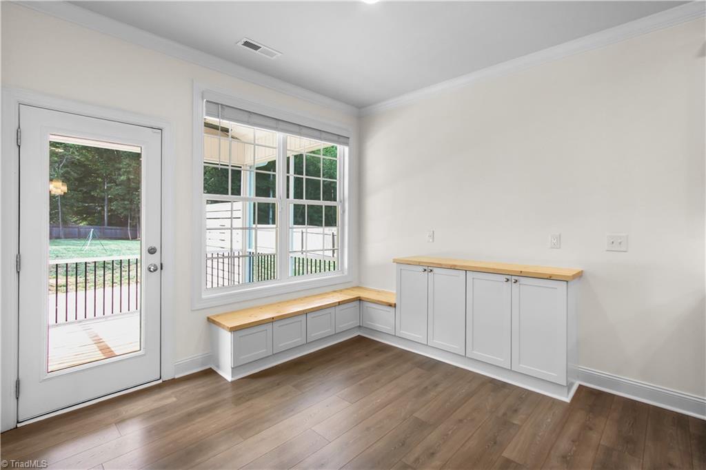 2071 Spring Wind Road Property Photo 14