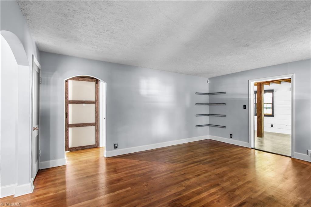 820 Brent Street Property Photo 4