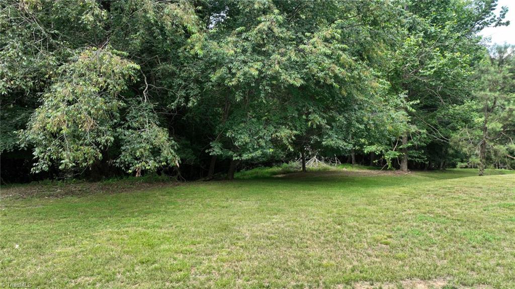 Lot 3 Lakepoint Drive Property Photo 5