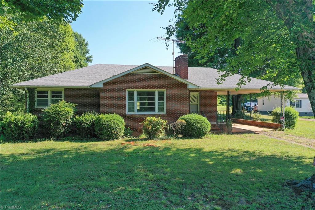 648 Richie Road Property Photo 1