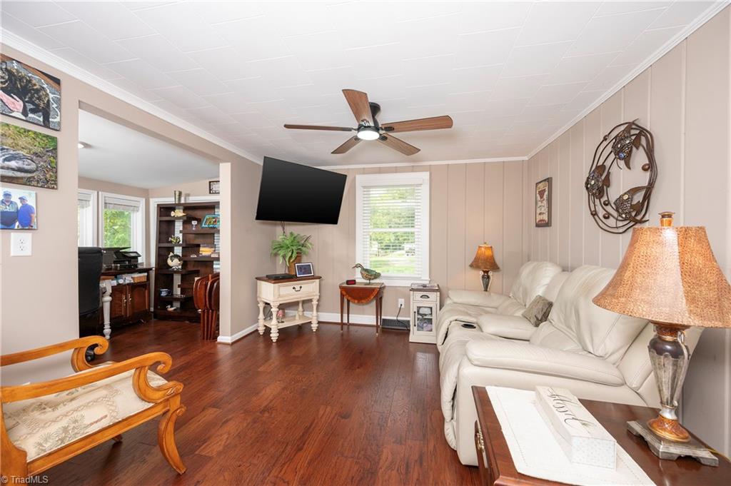 2113 Warf Road Property Photo 24