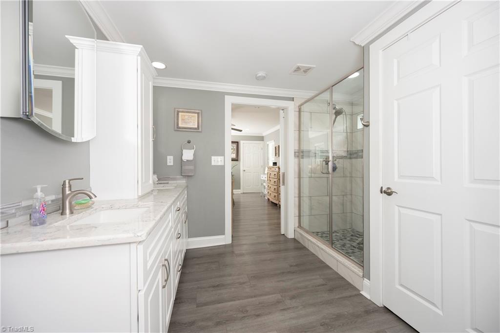 2113 Warf Road Property Photo 38