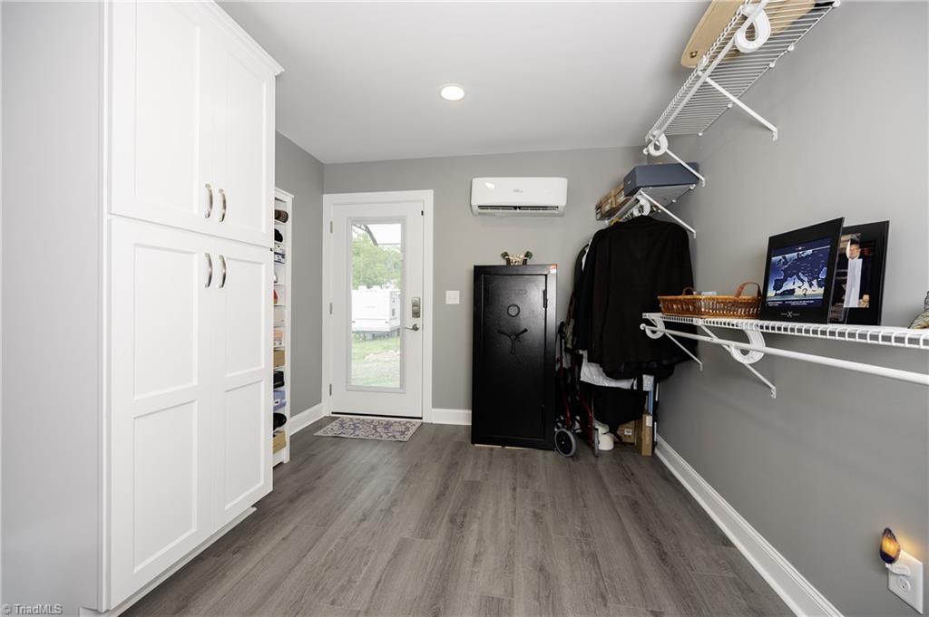 2113 Warf Road Property Photo 44