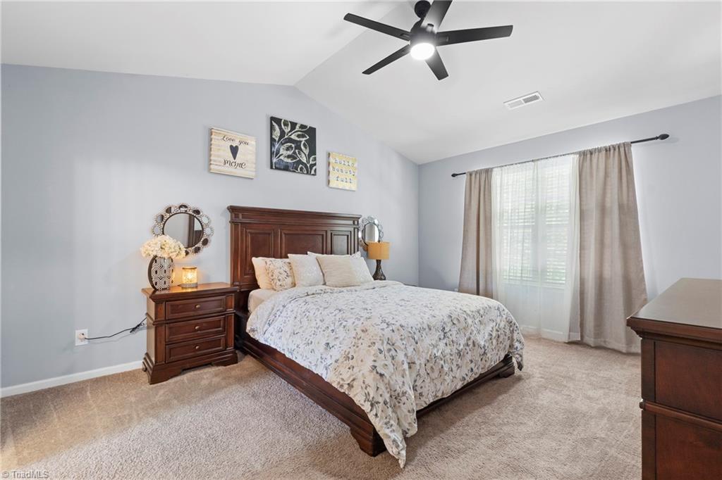 2336 Waverly Dell Drive Property Photo 4