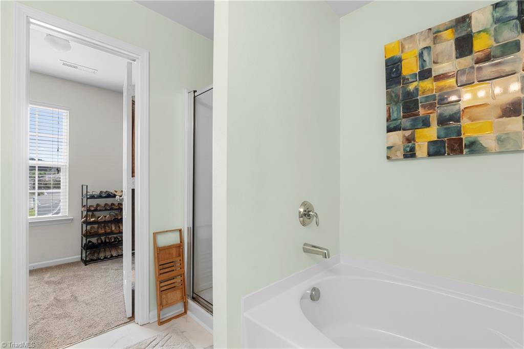 2336 Waverly Dell Drive Property Photo 14