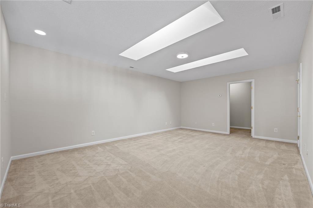 1004 Gretchen Lane # A Property Photo 30