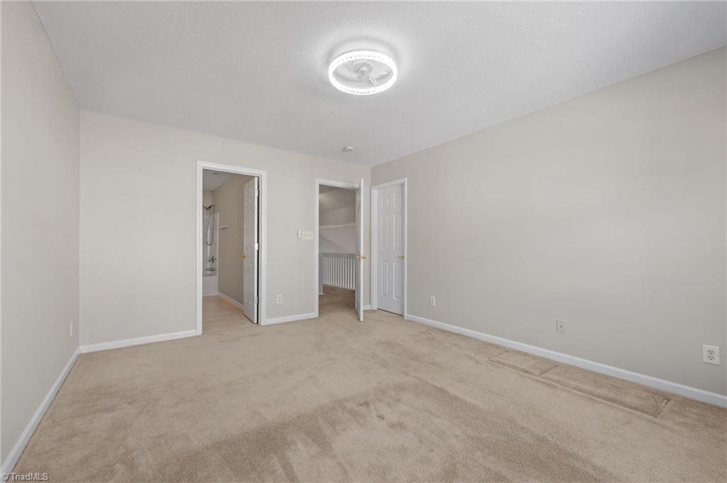 1004 Gretchen Lane # A Property Photo 33