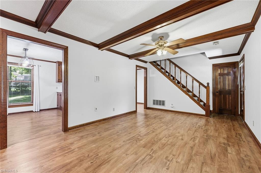 4302 Lawndale Drive Property Photo 9