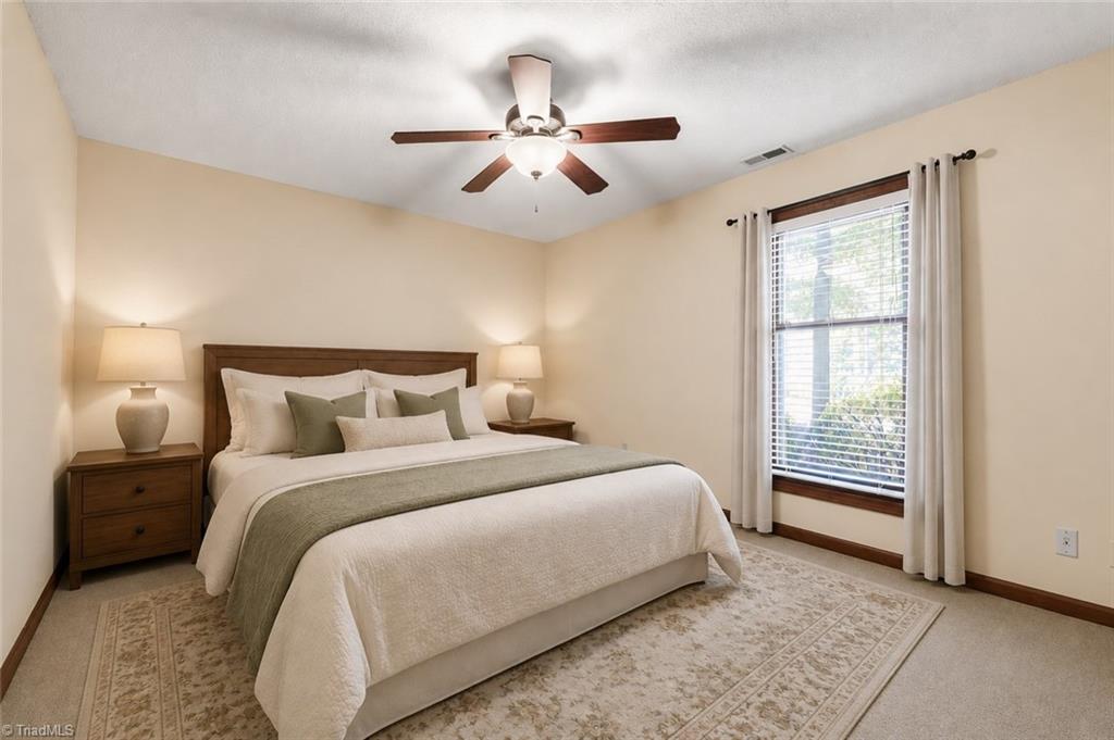 4302 Lawndale Drive Property Photo 17