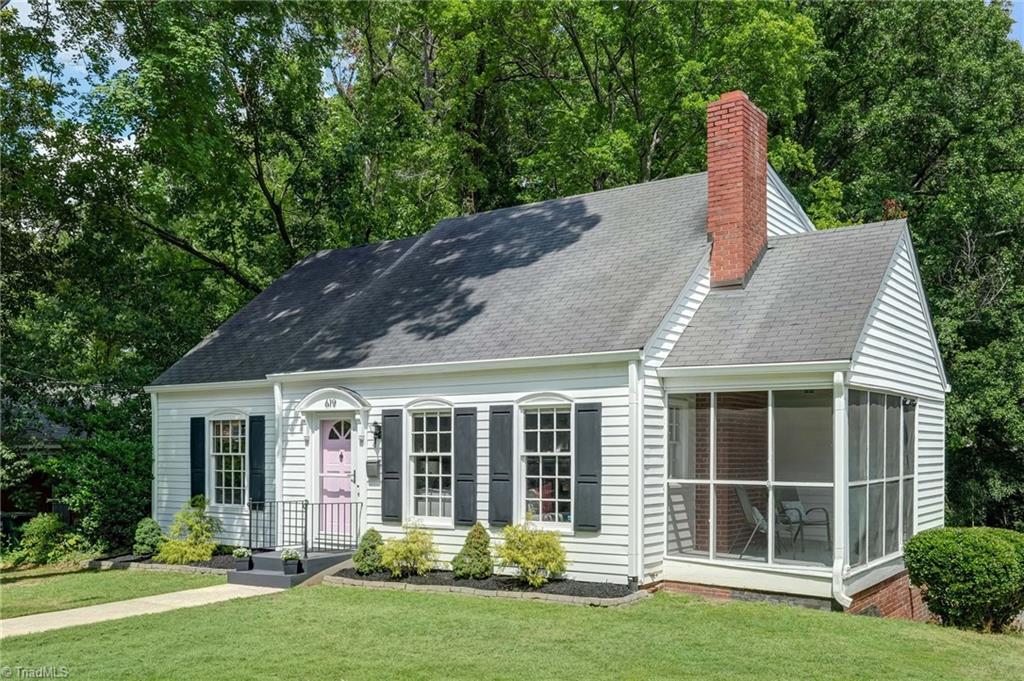 619 Scott Avenue Property Photo 1