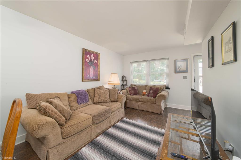 1929 Vantage Point Place Property Photo 4