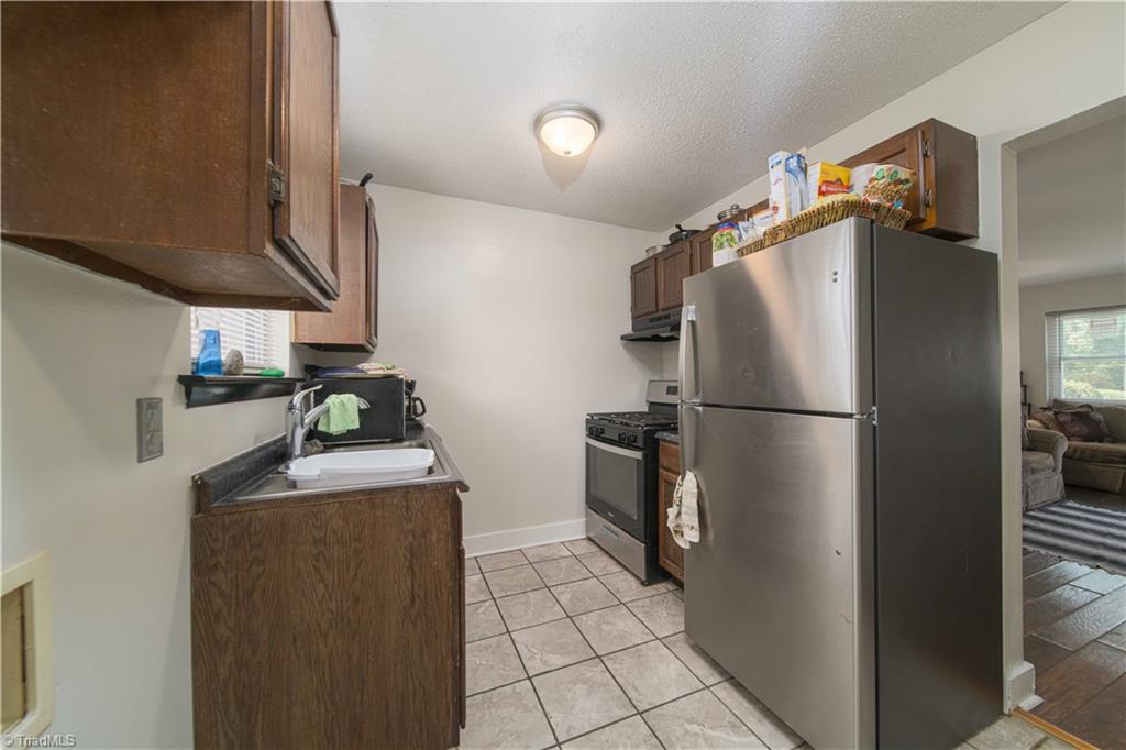1929 Vantage Point Place Property Photo 7