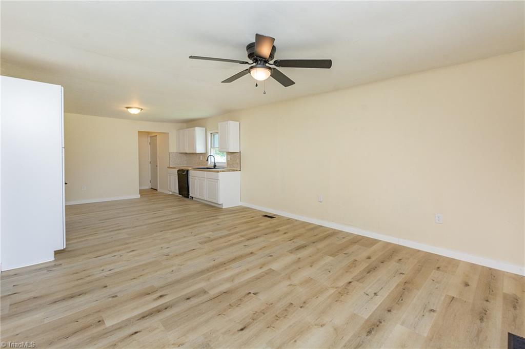 304 Phillips Street Property Photo 3