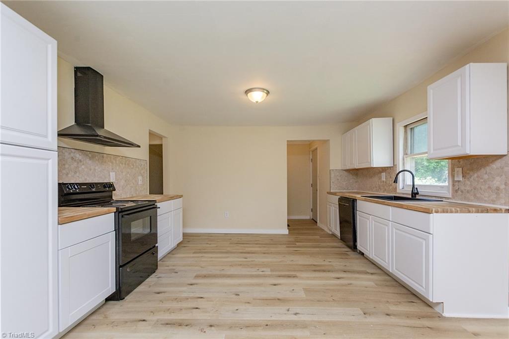 304 Phillips Street Property Photo 4