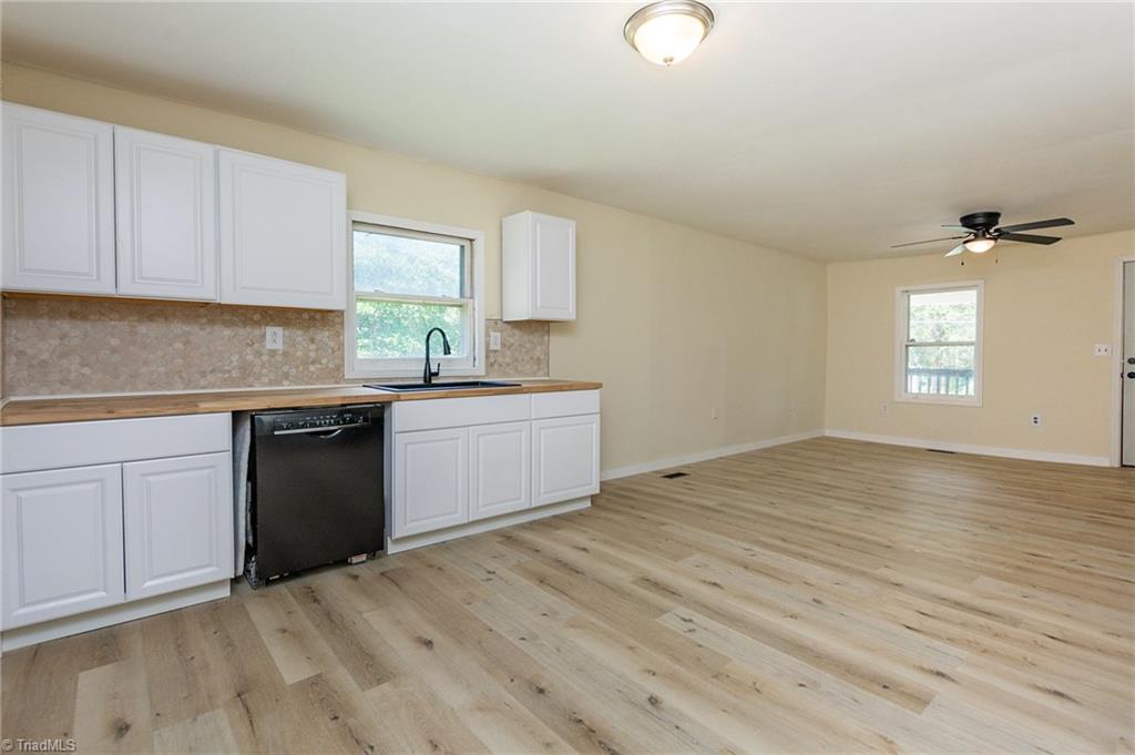 304 Phillips Street Property Photo 8