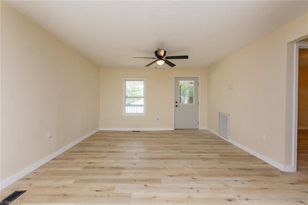 304 Phillips Street Property Photo 10