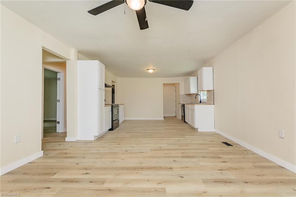 304 Phillips Street Property Photo 11