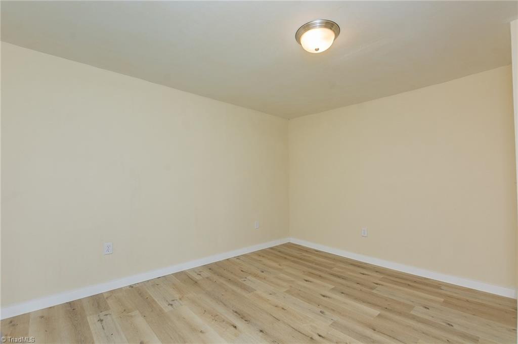 304 Phillips Street Property Photo 18