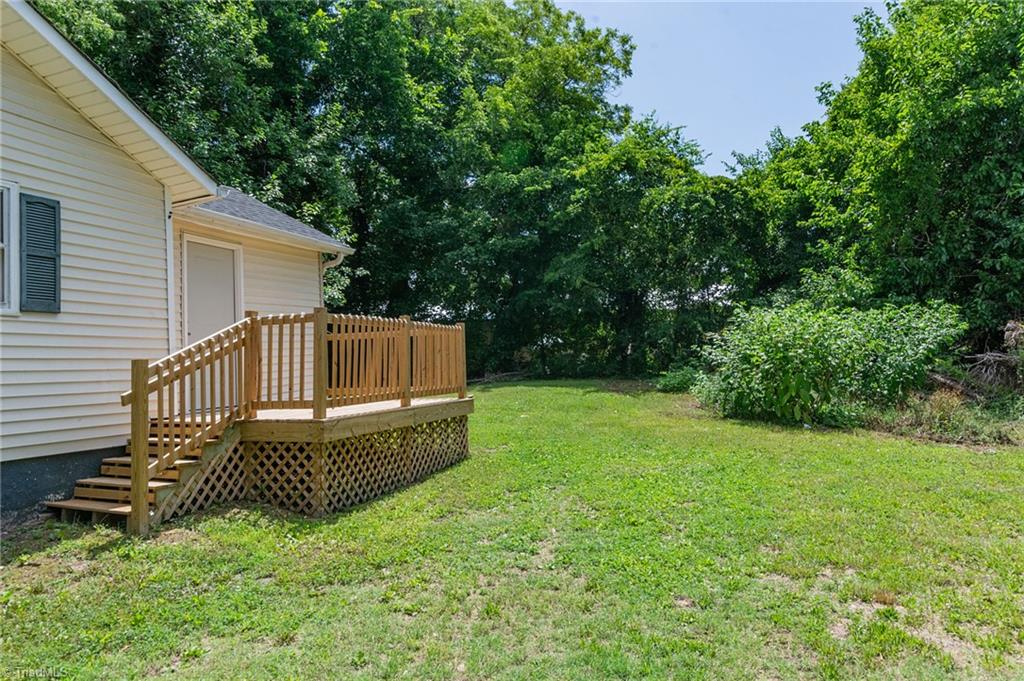 304 Phillips Street Property Photo 23