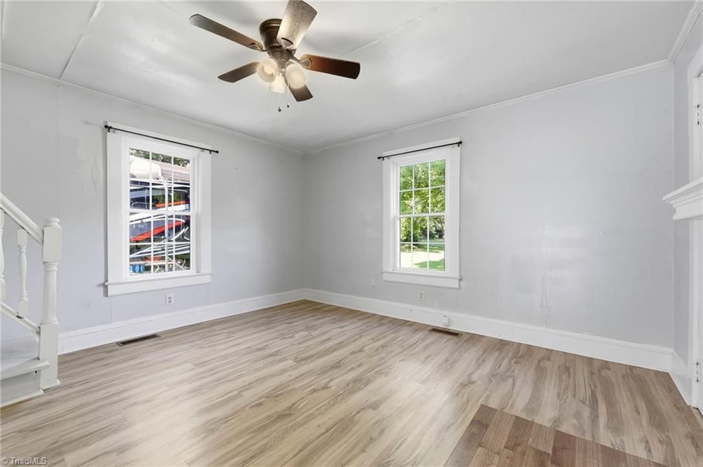 401 Sunset Drive Property Photo 17
