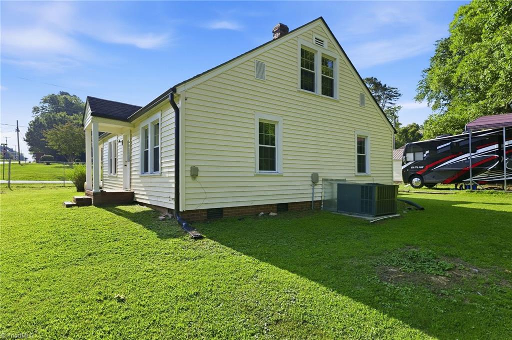 401 Sunset Drive Property Photo 33
